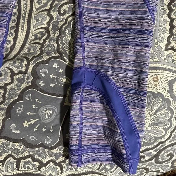 Lululemon Purple Crop Capri - Picture 10 of 11